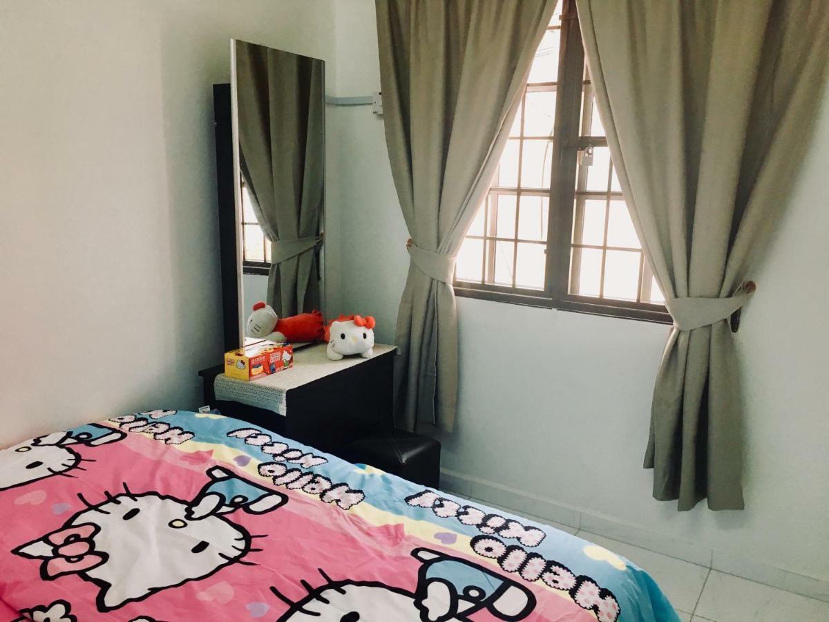Bukit Katil Indah Homestay Malacca Esterno foto